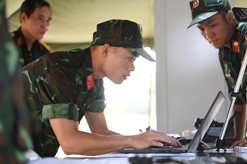 Binh chủng Thông tin liên lạc giao nhiệm vụ cho đội tuyển tham gia Army Games 2021

